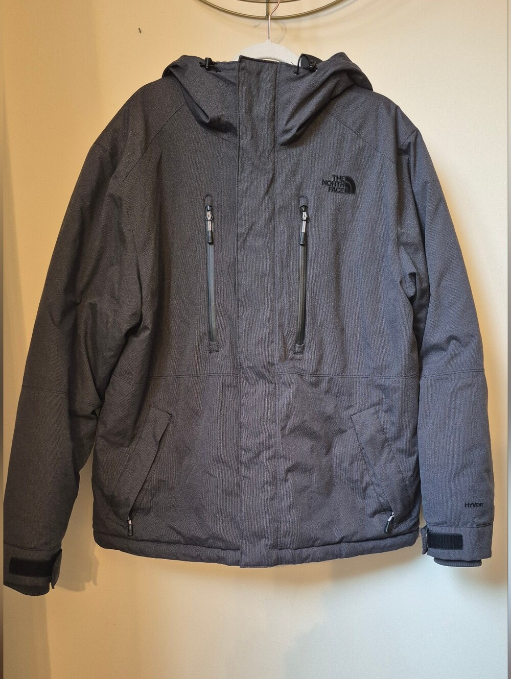 The North Face Chakal HyVent Waterproof Ski Jacket Men's Large Charcoal